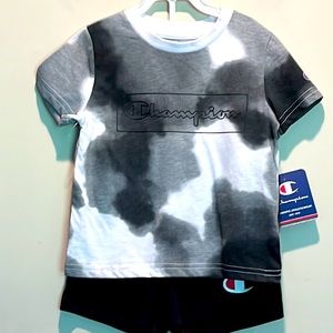 2/$16 - NWT Champion Short set Size 24M